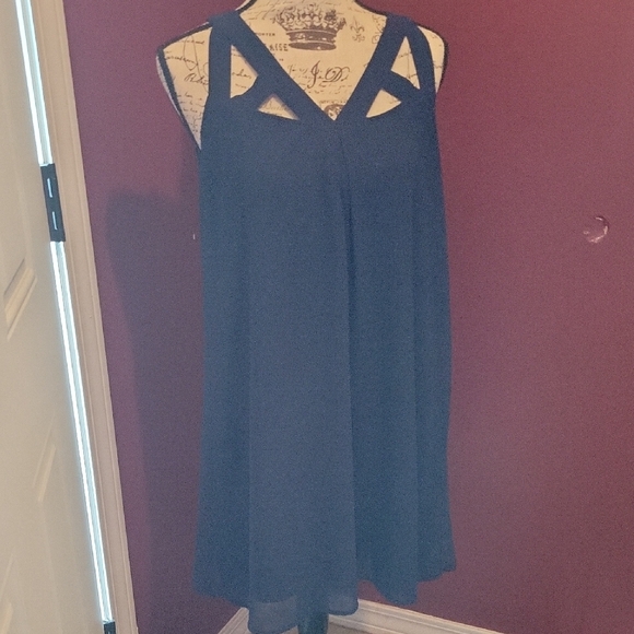 Peach Love California Blue V-Neck Sundress Mini - Picture 8 of 8